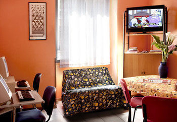New Generation Center Navigli * Milano